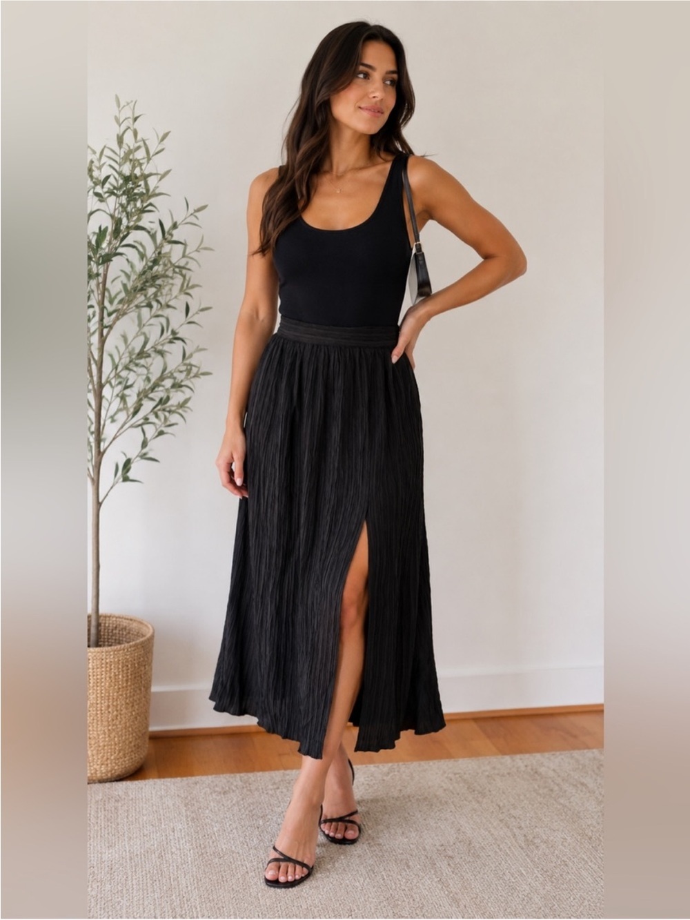 Lulus black crinkle pleated slit midi skirt size L new